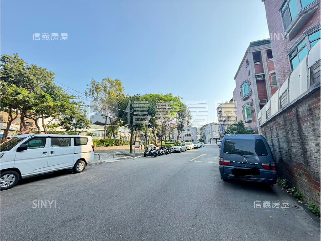 北區大地坪邊間車庫美透房屋室內格局與周邊環境