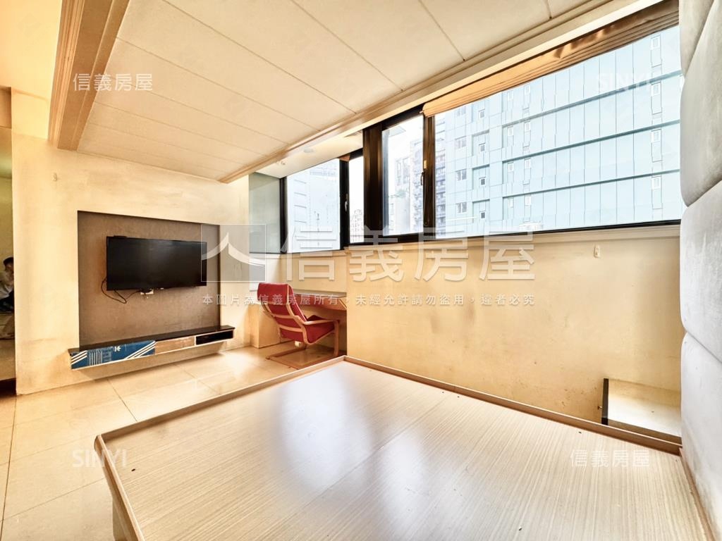 低總松江南京伊通公園房屋室內格局與周邊環境