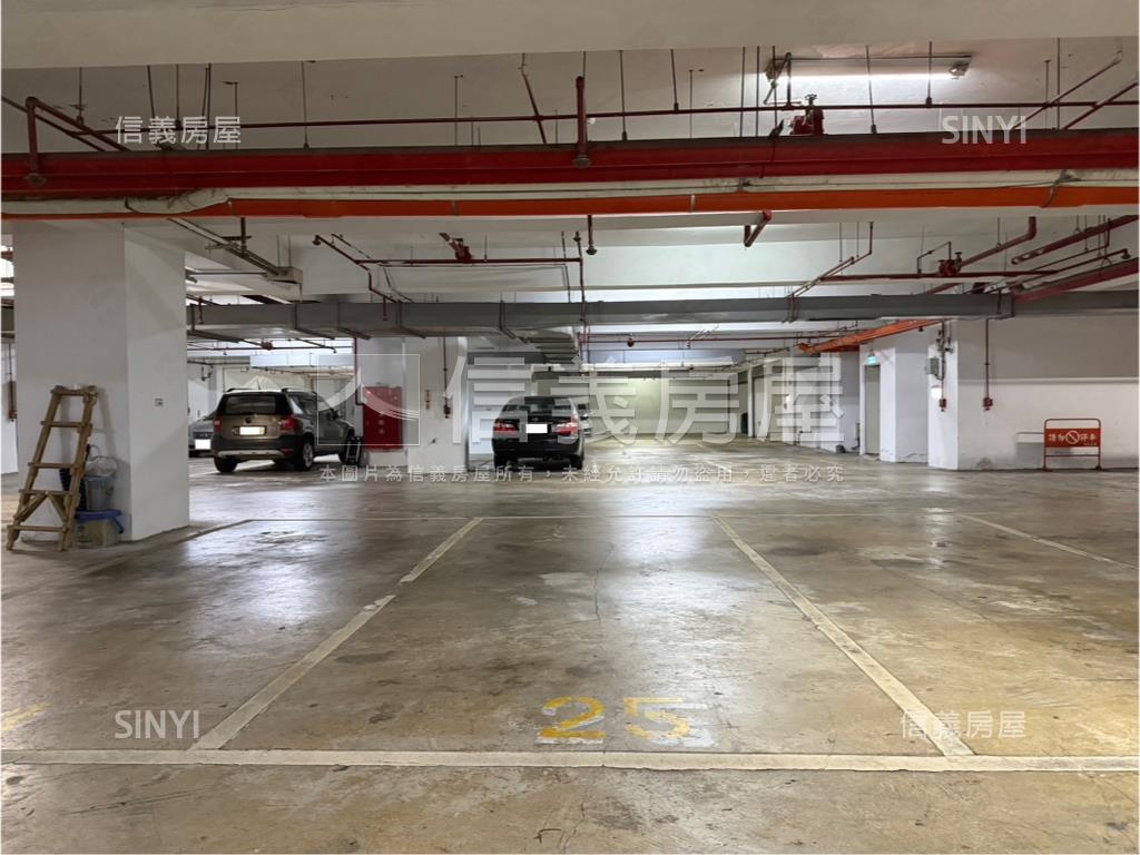 綠野山莊稀有大露臺戶房屋室內格局與周邊環境