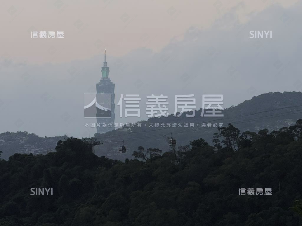 綠野山莊稀有大露臺戶房屋室內格局與周邊環境