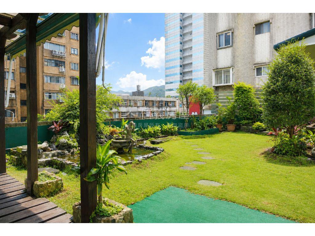 任遠稀有庭園戶房屋室內格局與周邊環境