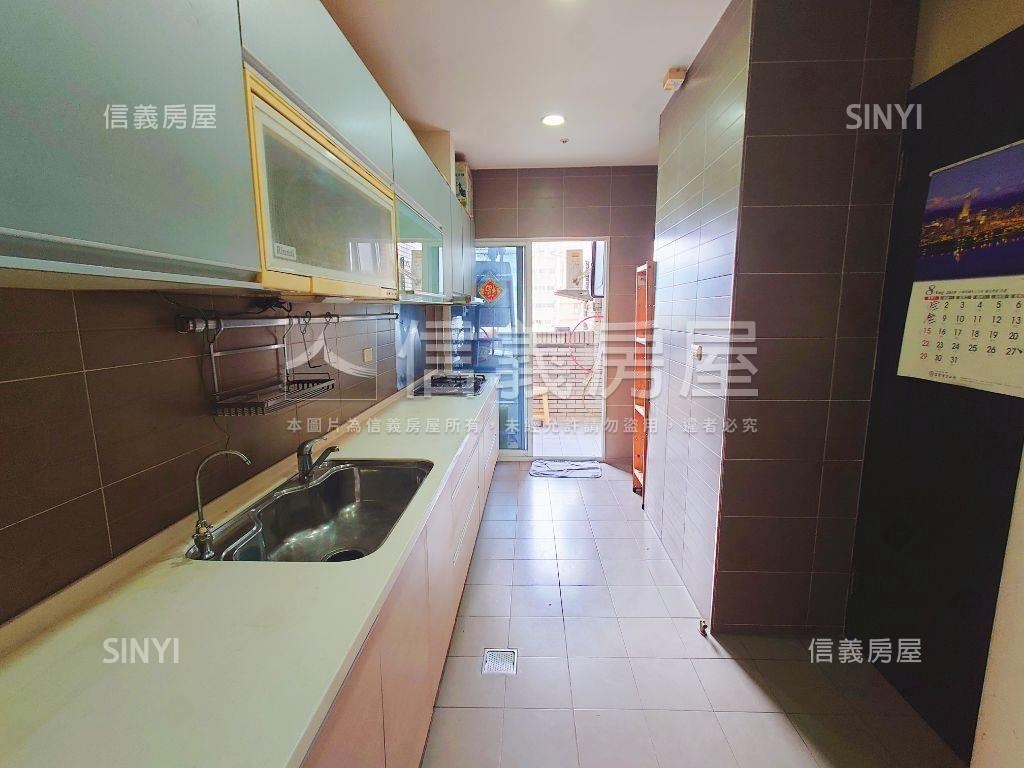 湯泉櫻花正面央北氣派大戶房屋室內格局與周邊環境