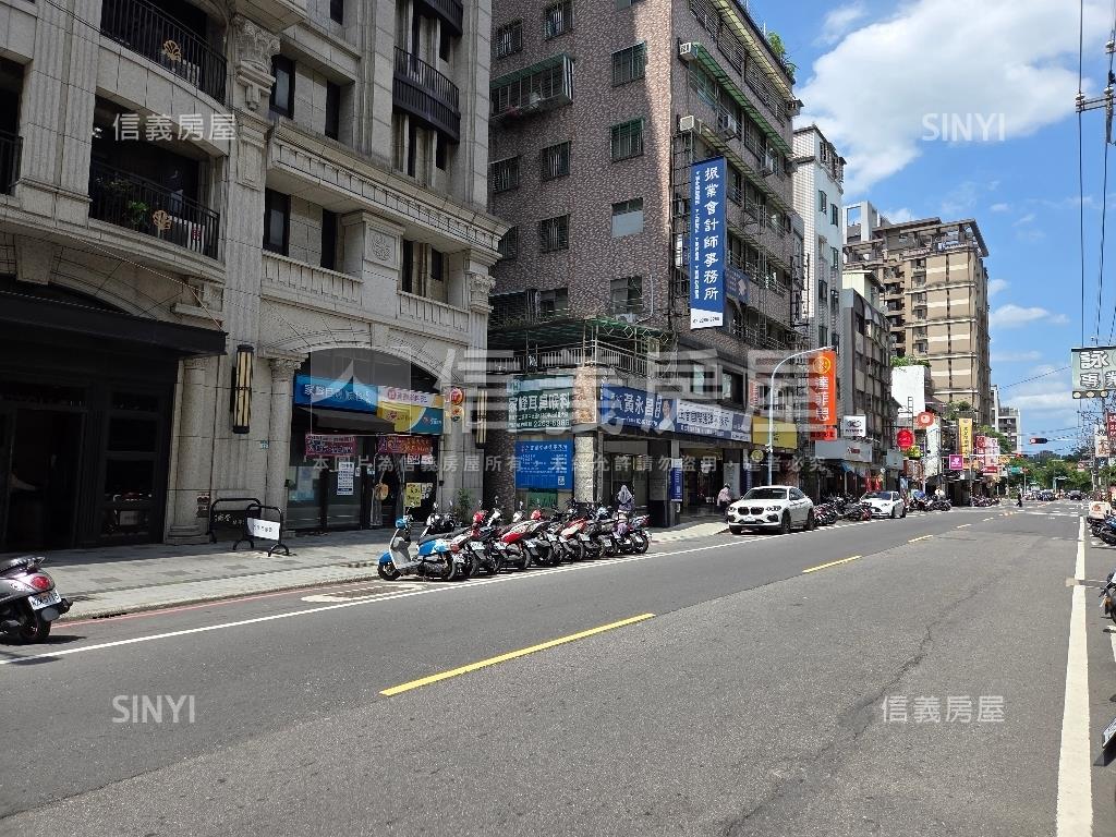 土城中正路收租中金店面房屋室內格局與周邊環境