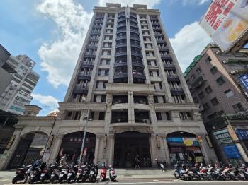 土城中正路收租中金店面