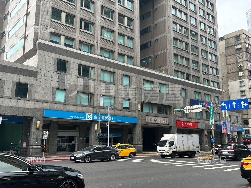 永春捷運站●人潮金店面房屋室內格局與周邊環境