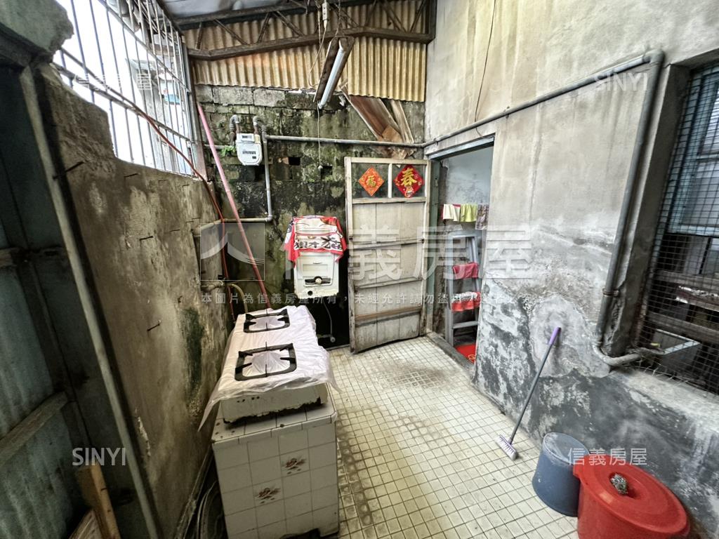北區篤行路住二地誠意處理房屋室內格局與周邊環境
