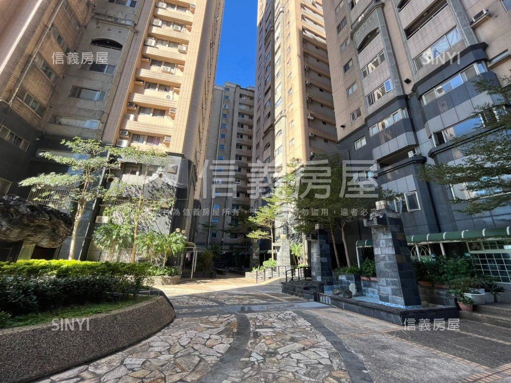 希望河景四房車位房屋室內格局與周邊環境