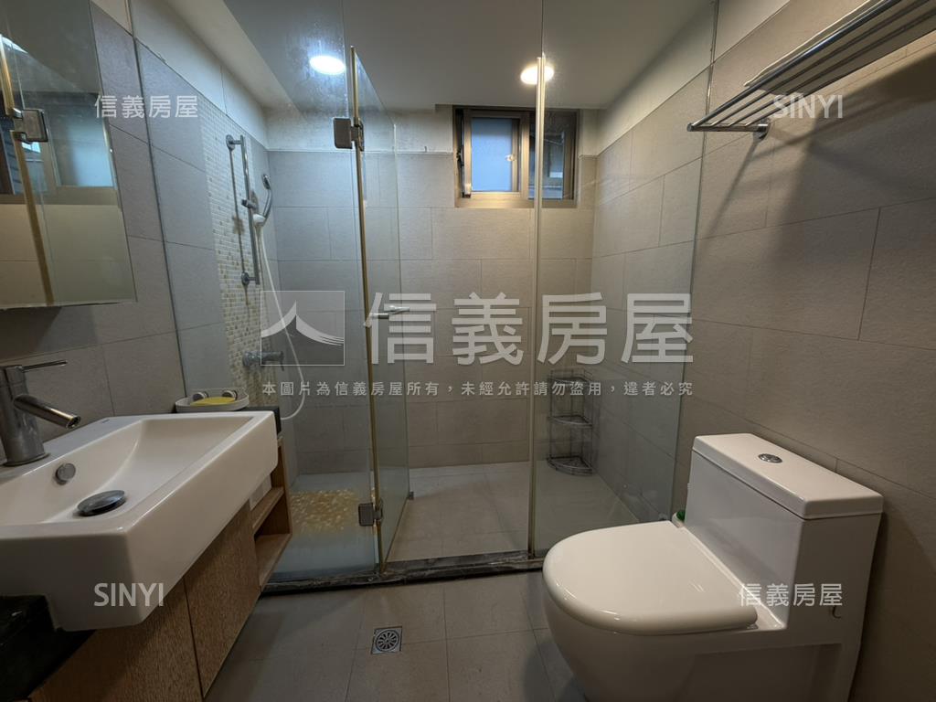 民生社區經典大空間頂加房屋室內格局與周邊環境