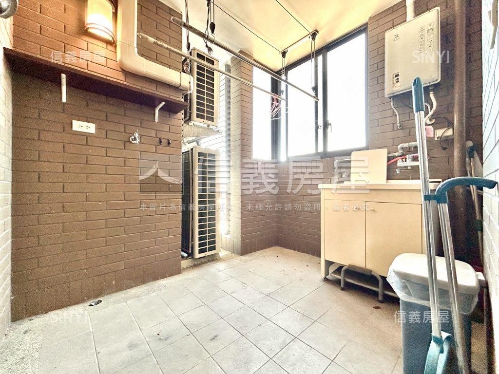 帝璟敦和高樓視野雙大平車房屋室內格局與周邊環境