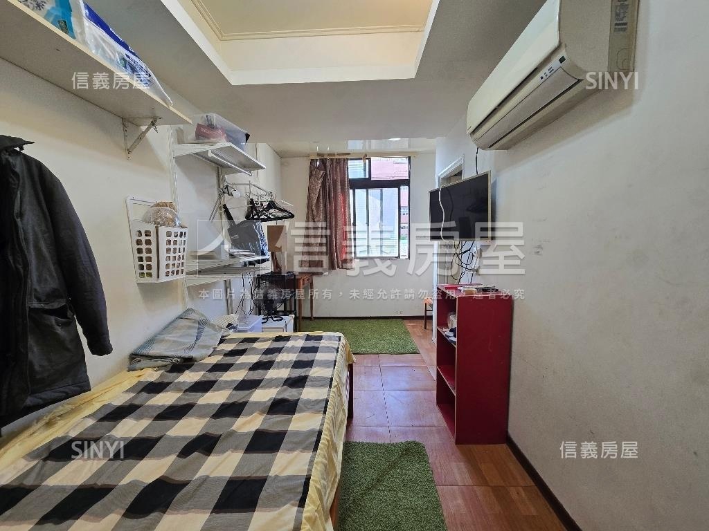 稀有忠孝路雙併頂加房屋室內格局與周邊環境