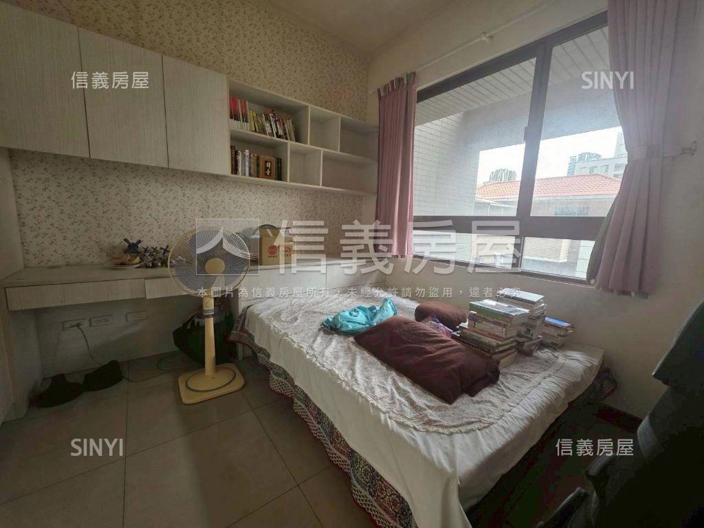 源峰醇萃靜巷３房美宅房屋室內格局與周邊環境