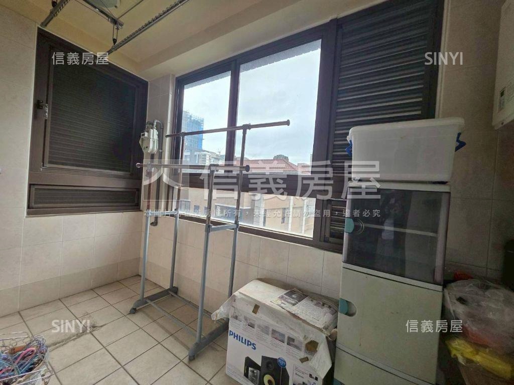 源峰醇萃靜巷３房美宅房屋室內格局與周邊環境