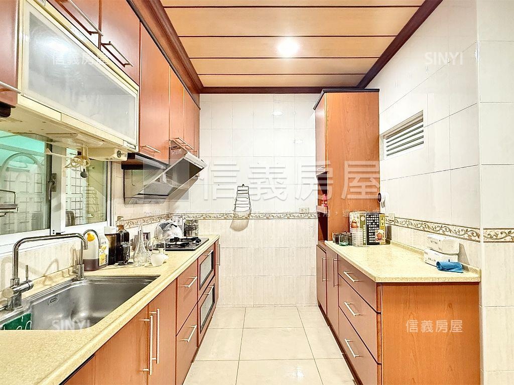 【正街】久昌寬敞舒適美透房屋室內格局與周邊環境