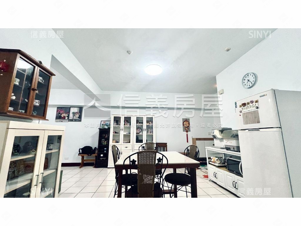 花蓮中正路電梯良品３房房屋室內格局與周邊環境