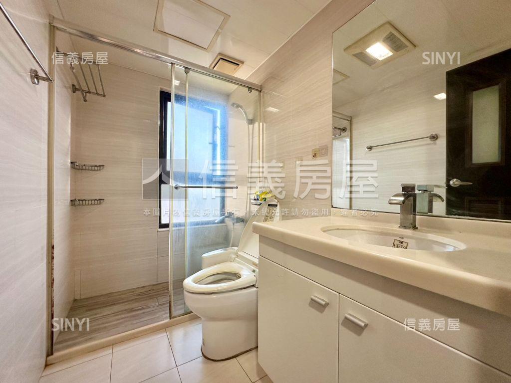 捷運家境高樓肆房車位房屋室內格局與周邊環境