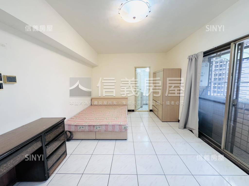 方正陽台套房採光佳房屋室內格局與周邊環境