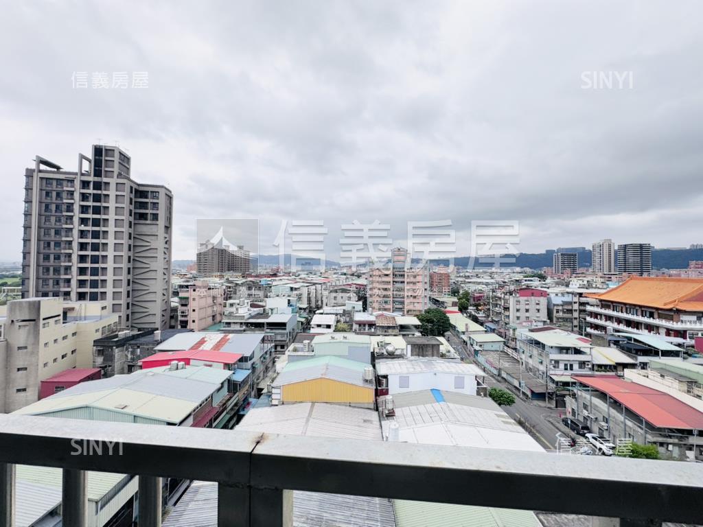 方正陽台套房採光佳房屋室內格局與周邊環境