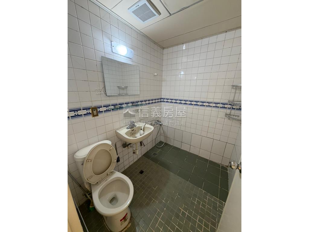 近彰基健身公寓房屋室內格局與周邊環境