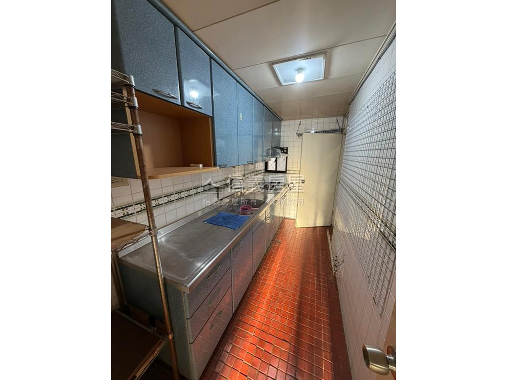 近彰基健身公寓房屋室內格局與周邊環境