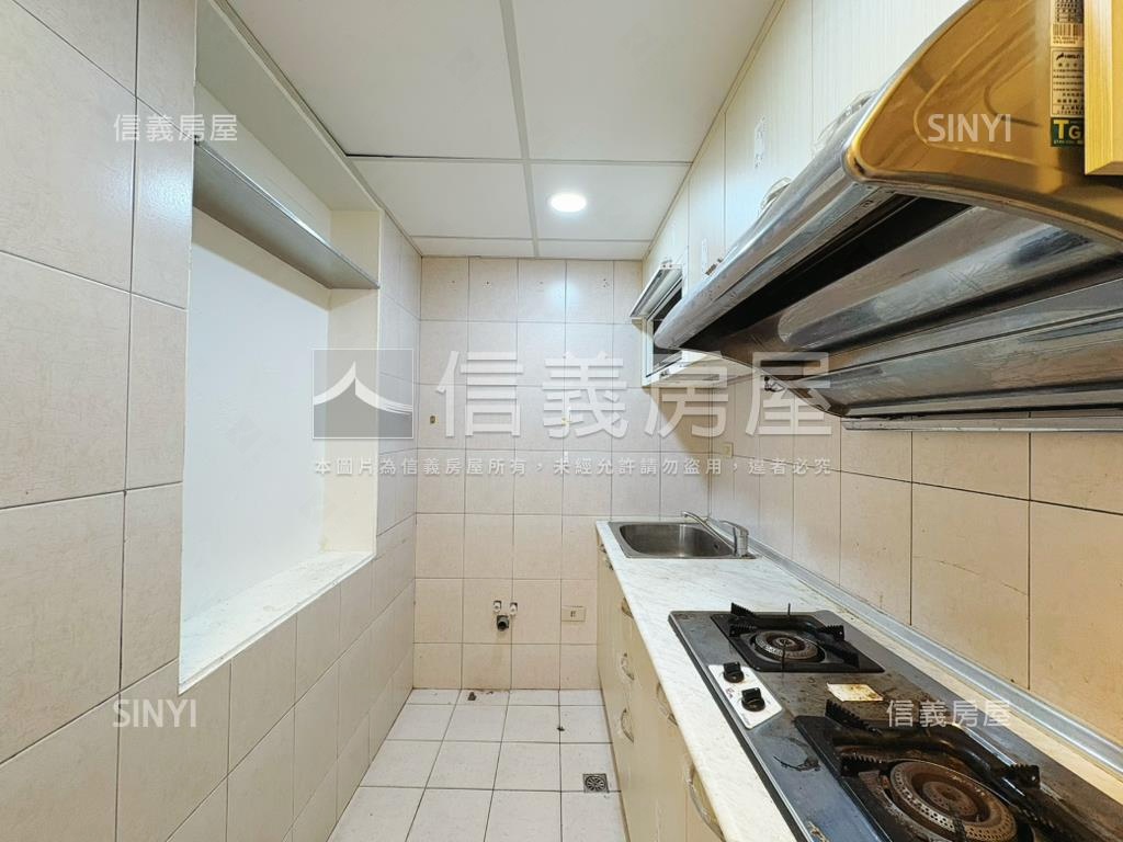 文林路黃金店面房屋室內格局與周邊環境