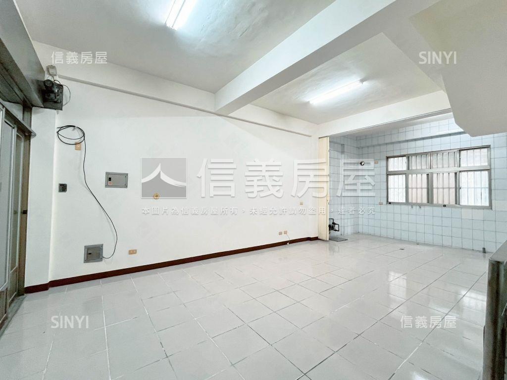 海線鬧中取靜臨路透天房屋室內格局與周邊環境