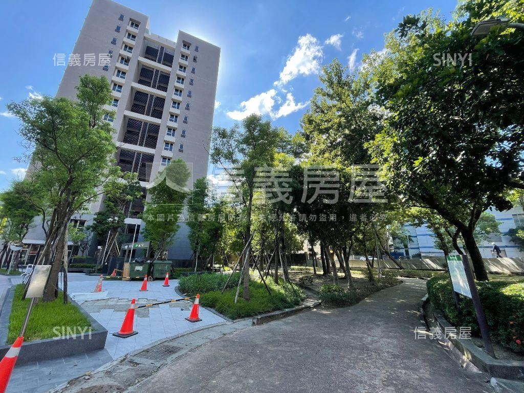 國泰悠陽★三房車位美景戶房屋室內格局與周邊環境