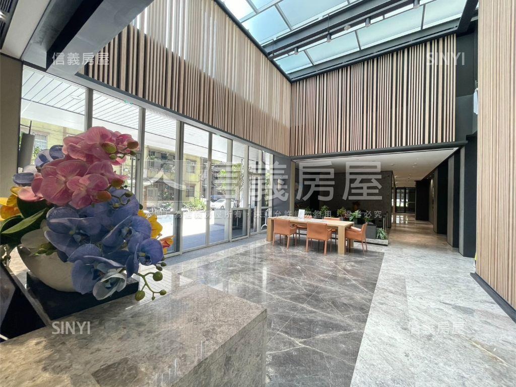 國泰悠陽★三房車位美景戶房屋室內格局與周邊環境