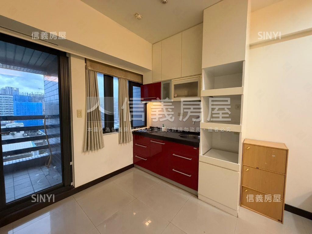 台北摩根《後棟》高樓美景房屋室內格局與周邊環境