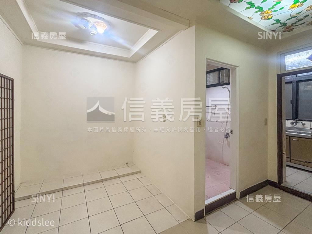 台電公寓二樓小家庭房屋室內格局與周邊環境