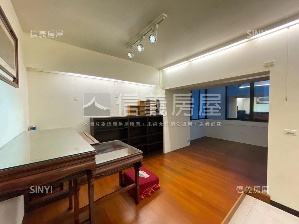 沙鹿【富宇首席大郡】別墅房屋室內格局與周邊環境