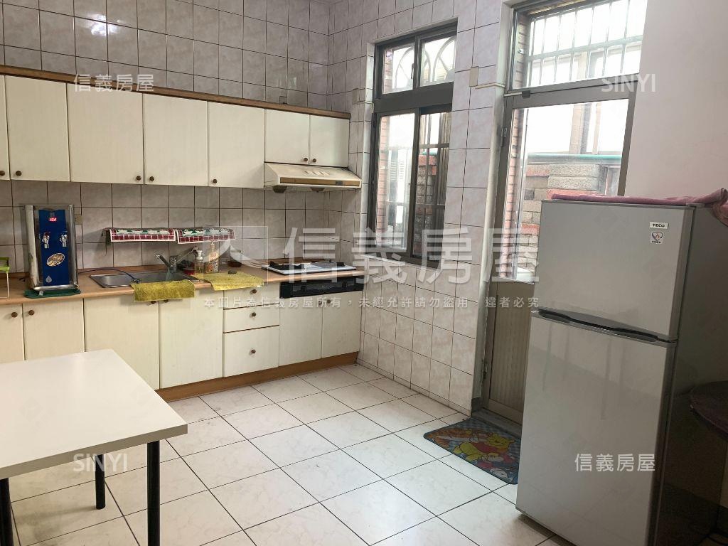 店長推薦－南清大邊間透天房屋室內格局與周邊環境