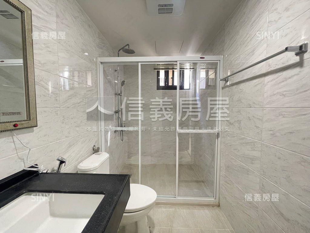 靚公園中央公園次頂樓兩房房屋室內格局與周邊環境