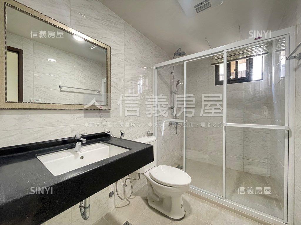 靚公園中央公園次頂樓兩房房屋室內格局與周邊環境