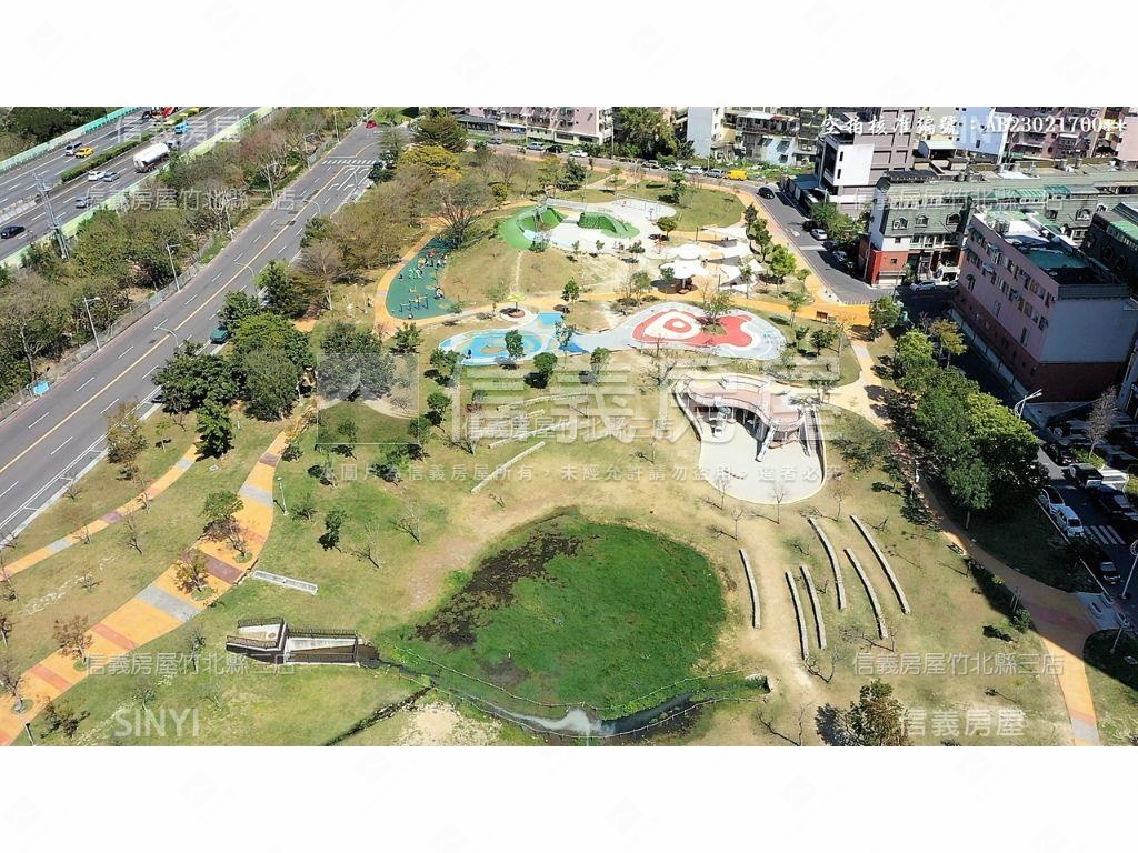 靚公園中央公園次頂樓兩房房屋室內格局與周邊環境