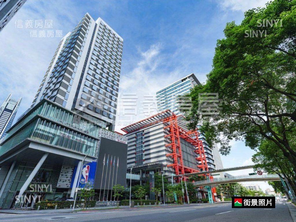 市府世紀威秀車位房屋室內格局與周邊環境