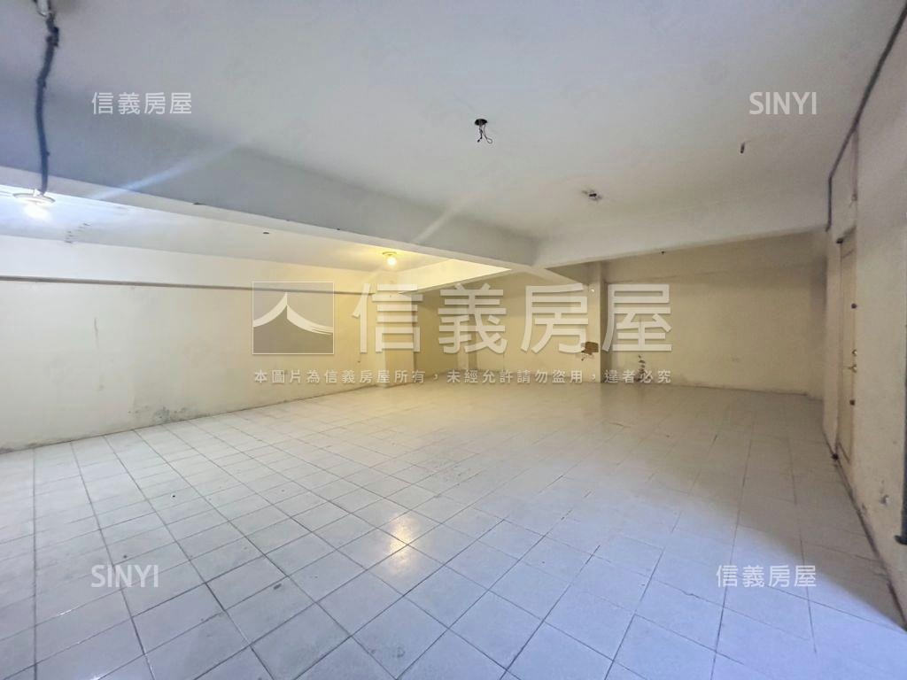 市政府旁三角窗店面房屋室內格局與周邊環境