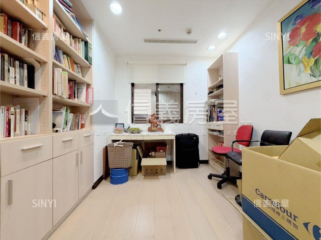 史丹佛．高樓美景視野遼闊房屋室內格局與周邊環境