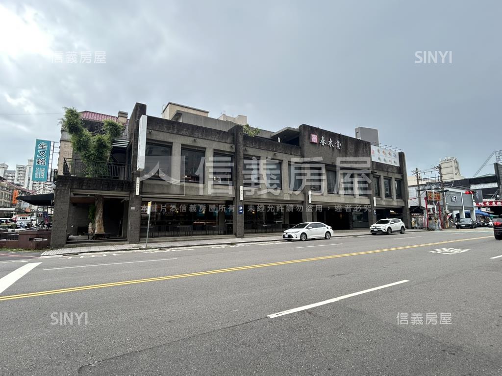 中科寶輝旁大面寬金店房屋室內格局與周邊環境