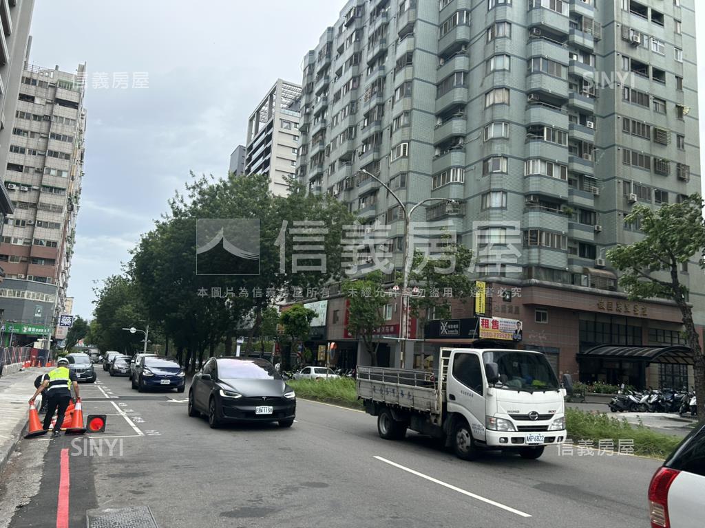 中科寶輝旁大面寬金店房屋室內格局與周邊環境