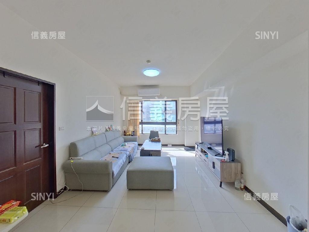 近Ｇ１０學區三房車位房屋室內格局與周邊環境