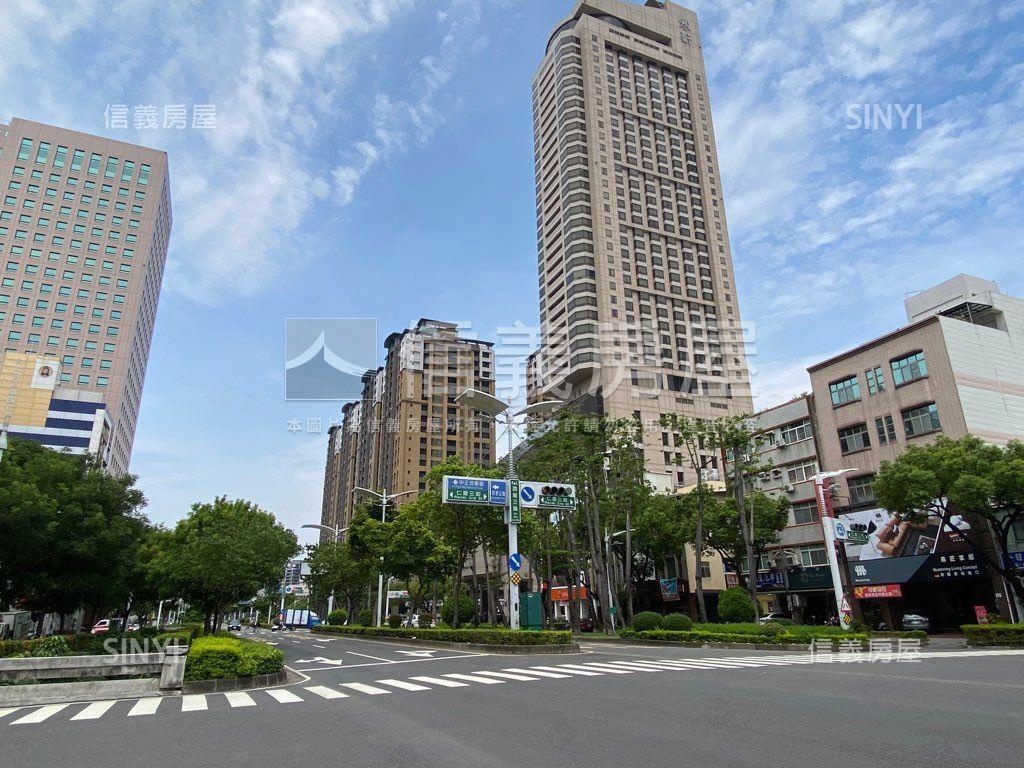 近高雄市政府超讚商辦房屋室內格局與周邊環境