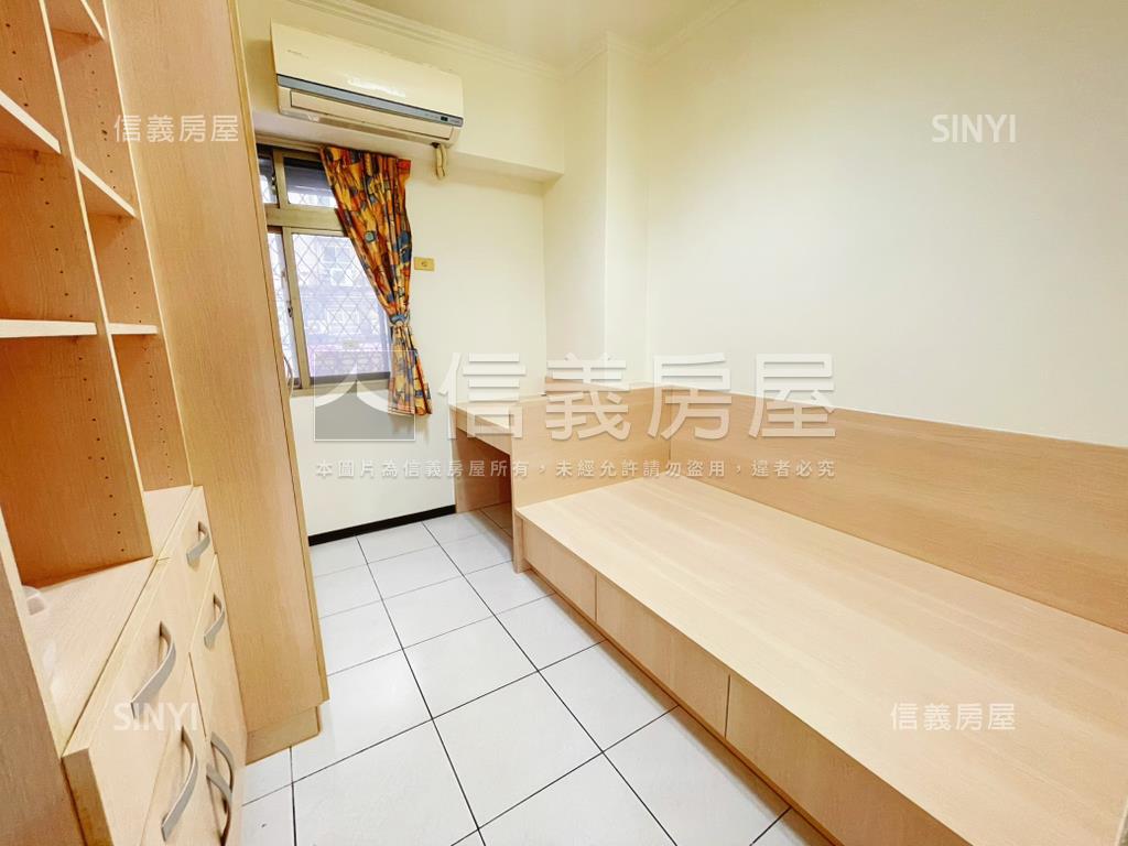 建國芳鄰三面採光電梯３房房屋室內格局與周邊環境