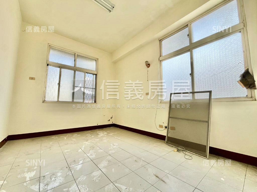 永康企業總部雙店面店霸房屋室內格局與周邊環境