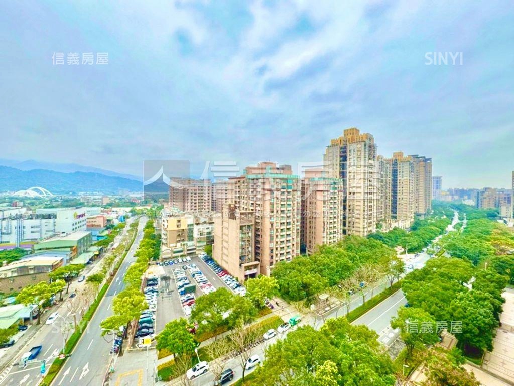 新北大朝南景觀４房房屋室內格局與周邊環境