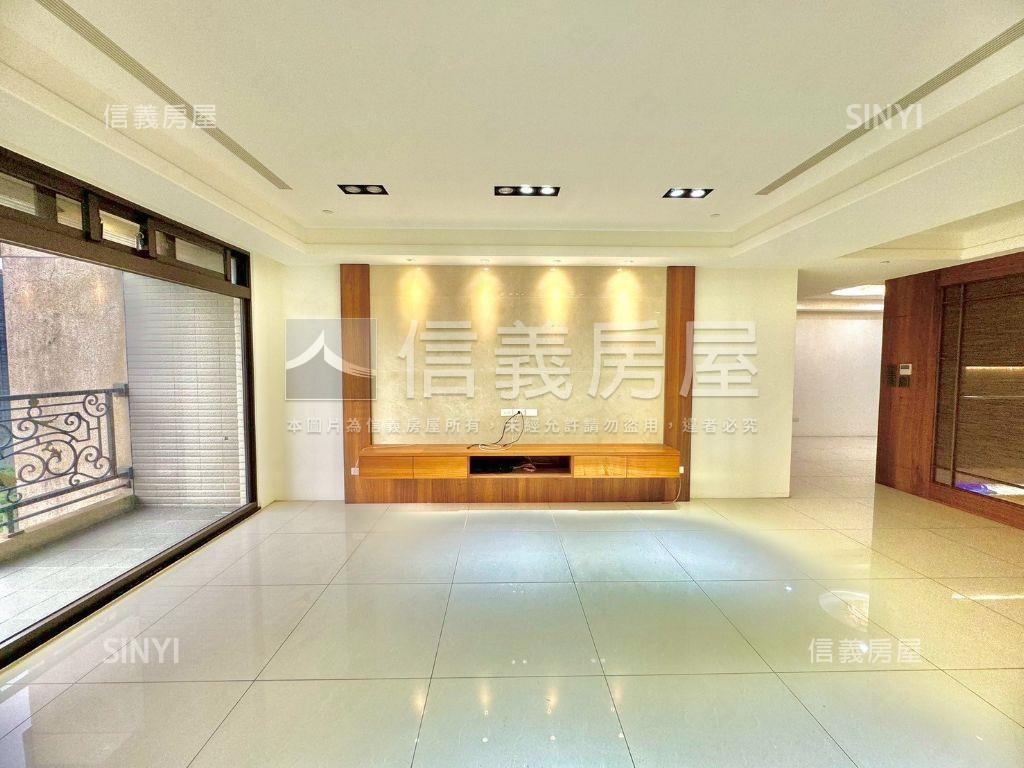 新北大朝南景觀４房房屋室內格局與周邊環境