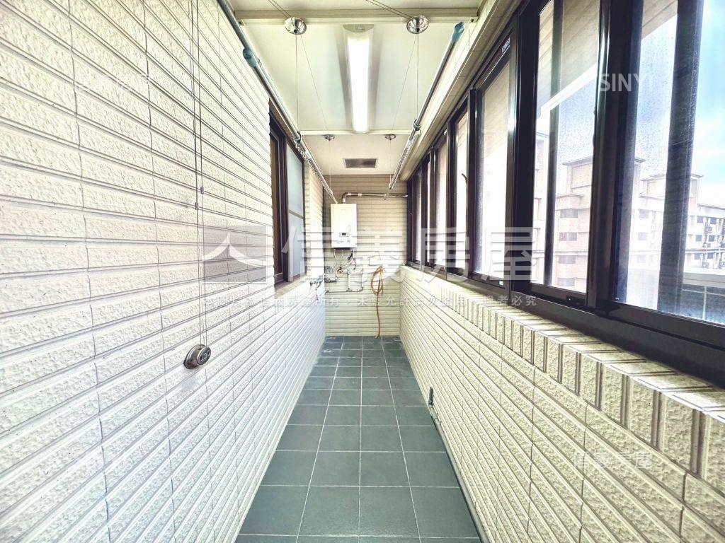 新北大朝南景觀４房房屋室內格局與周邊環境