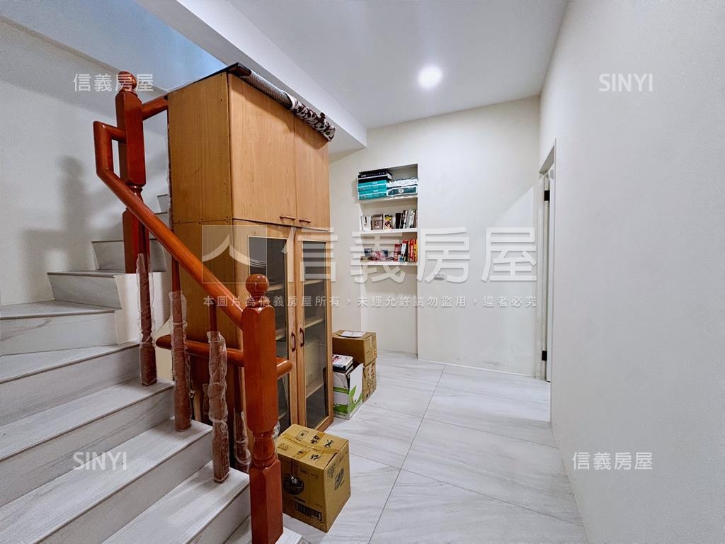 近太原園道活路大面寬透天房屋室內格局與周邊環境