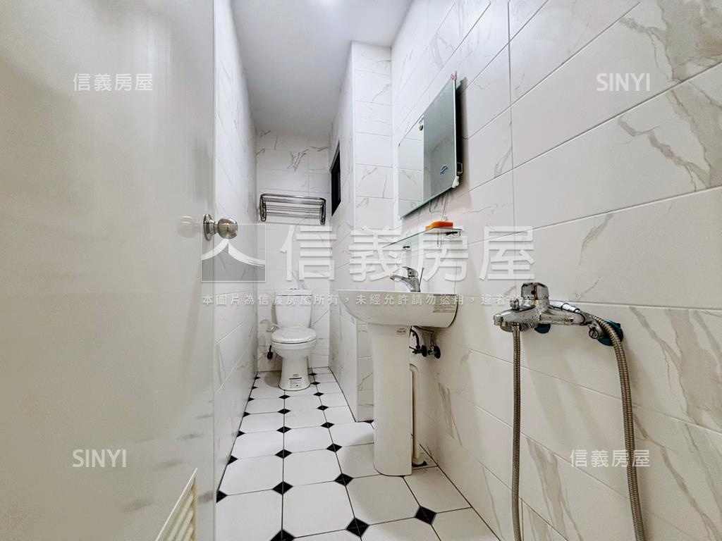 近太原園道活路大面寬透天房屋室內格局與周邊環境