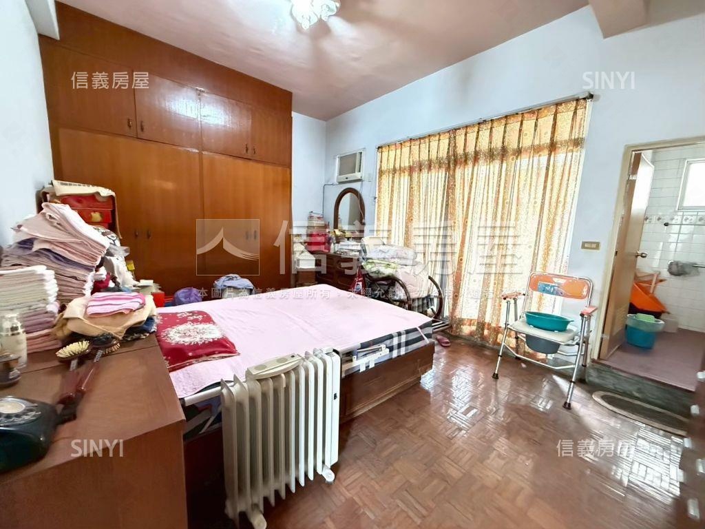 楠梓大地坪度假車墅房屋室內格局與周邊環境