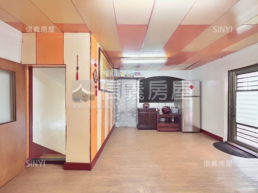 中興路透天店面房屋室內格局與周邊環境